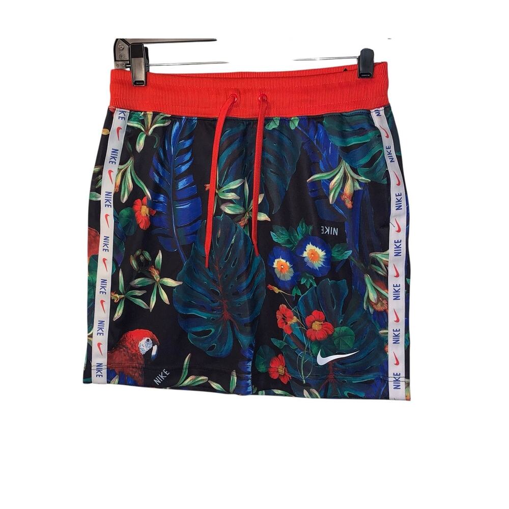 Nike Women's Small Hyper Femme Skirt small